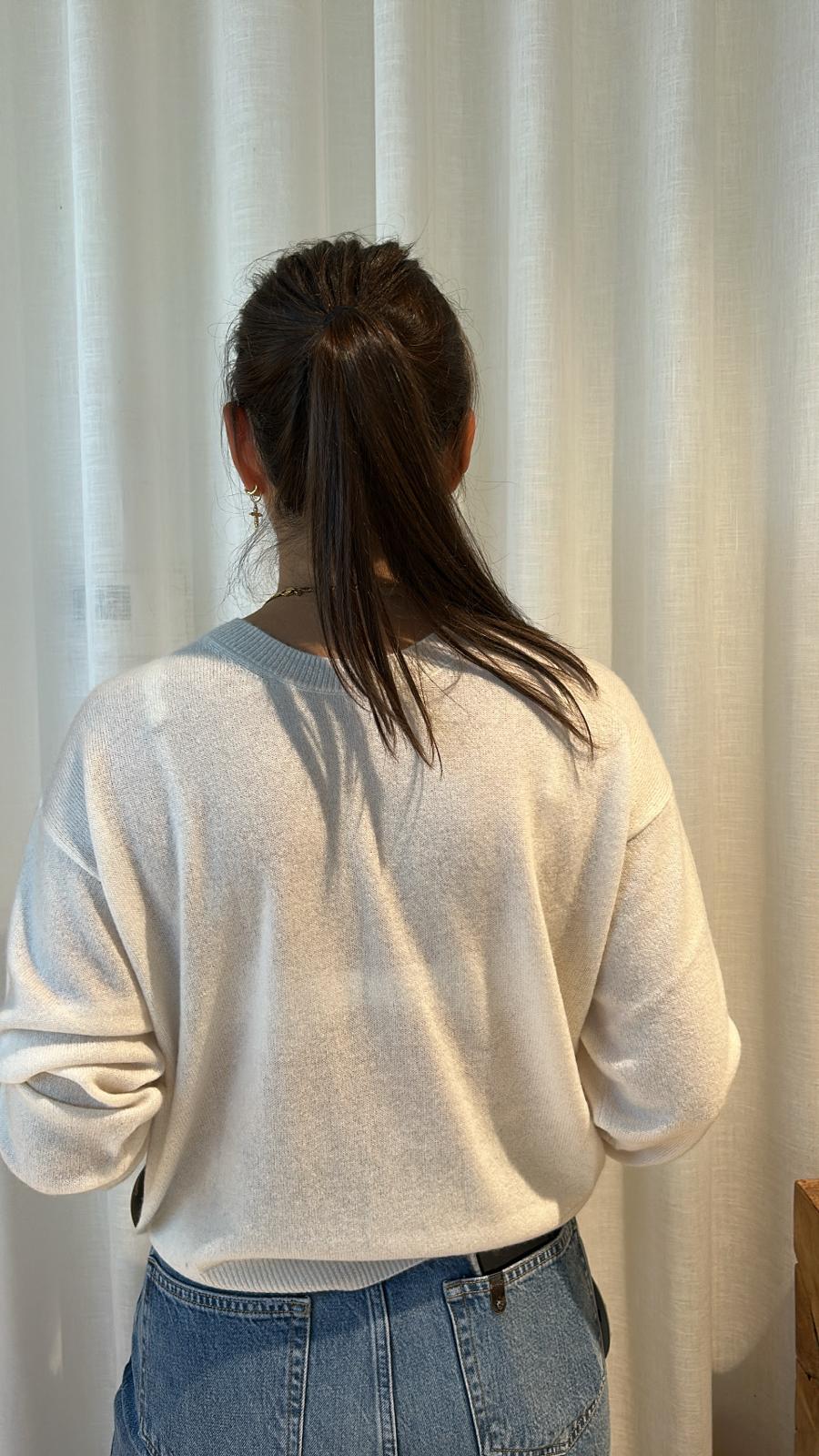 LAYBACK LUXE BUTTON ORANIC WHITE