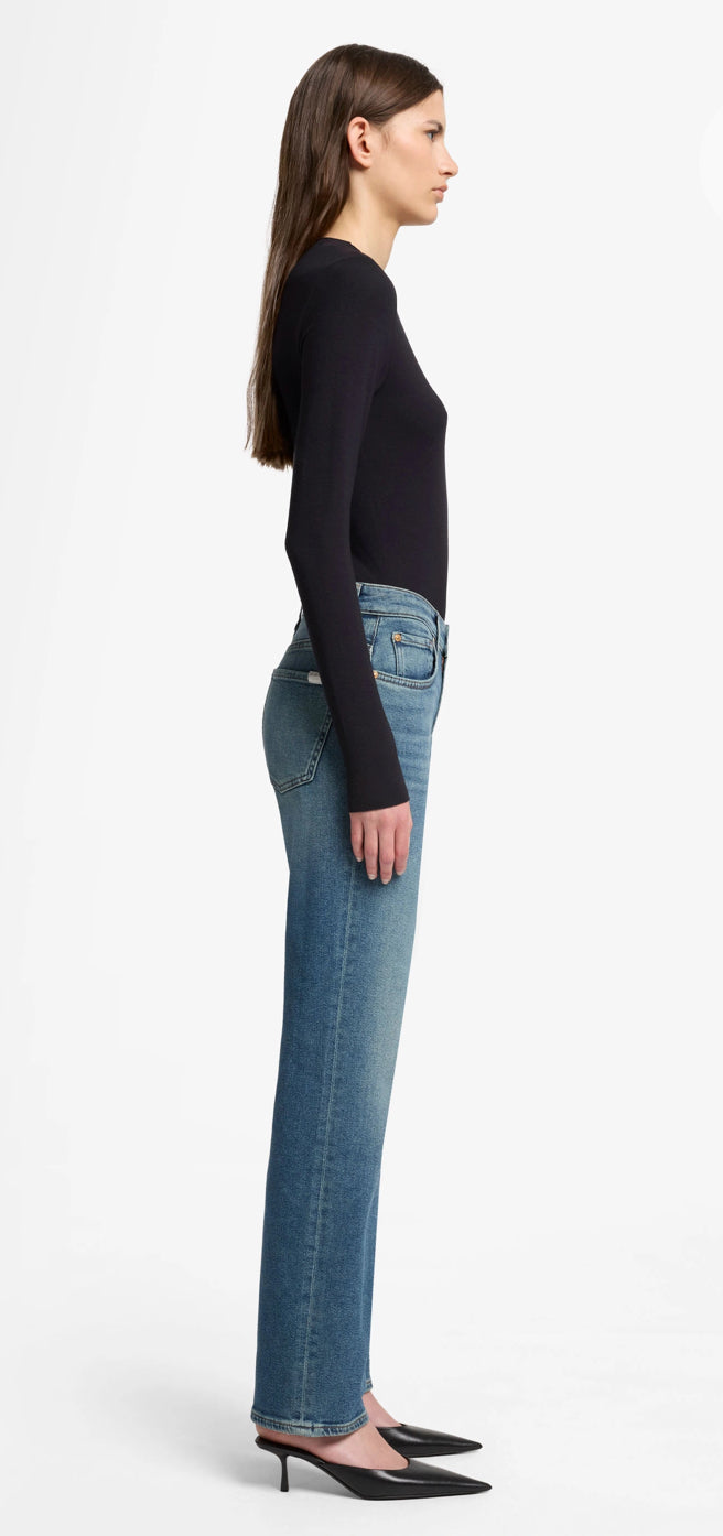 Calie straight- 7 for all mankind