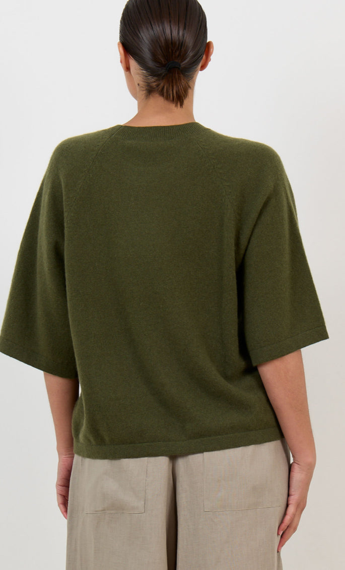 LEANA / dark artichoke