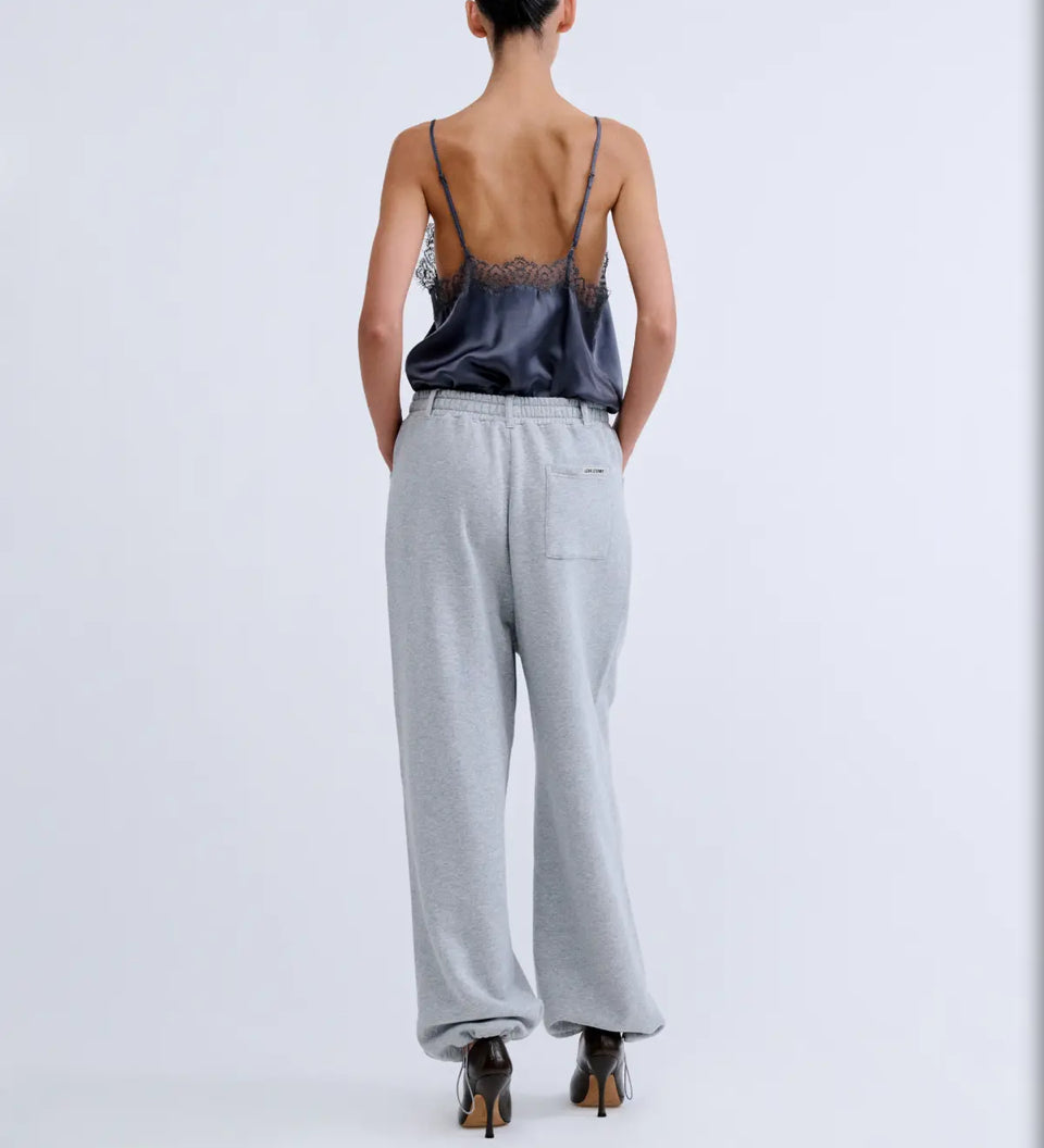 Loose fit joggers-love stories