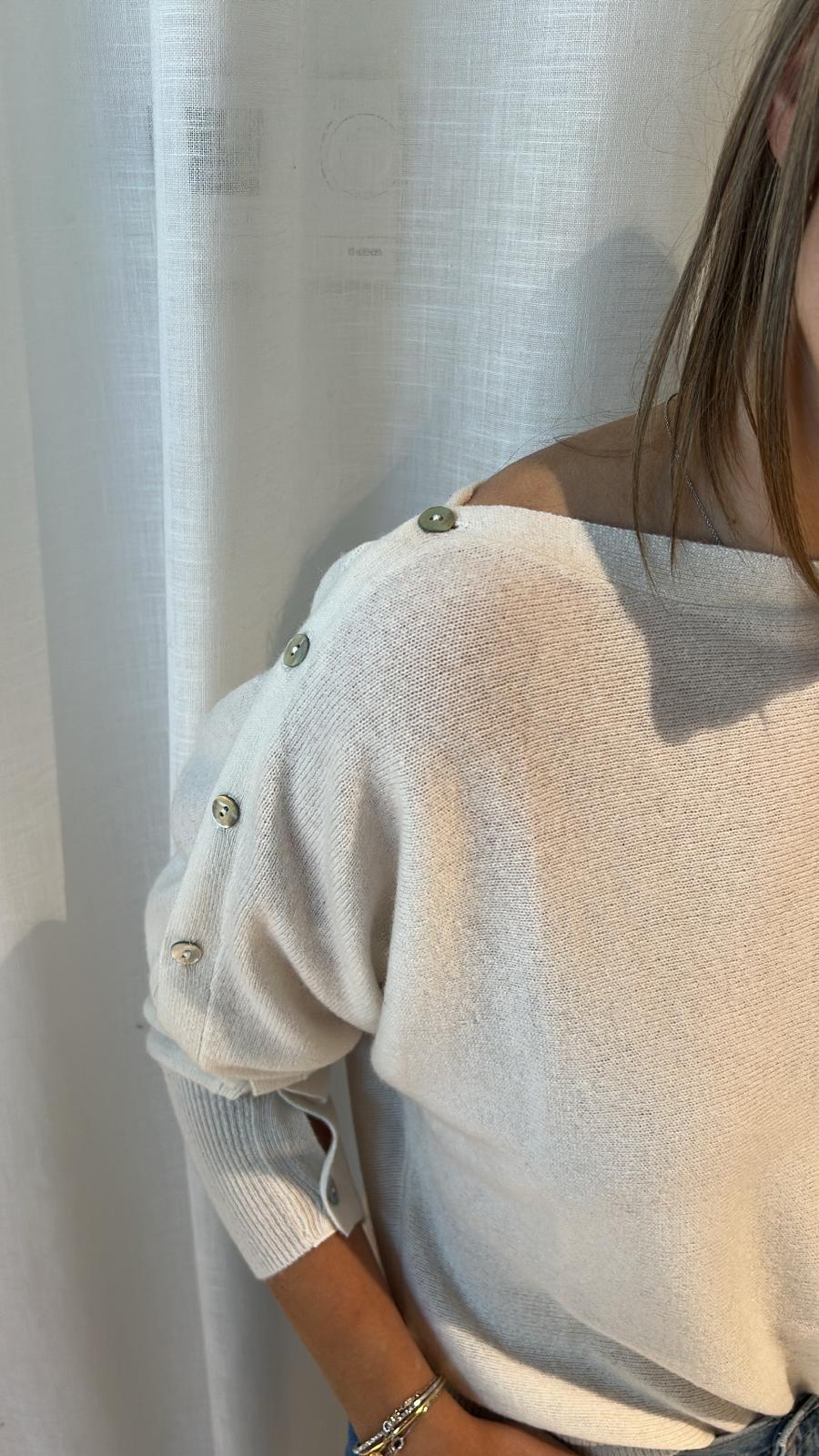 BLUEBIRD BUTTON BOAT NECK