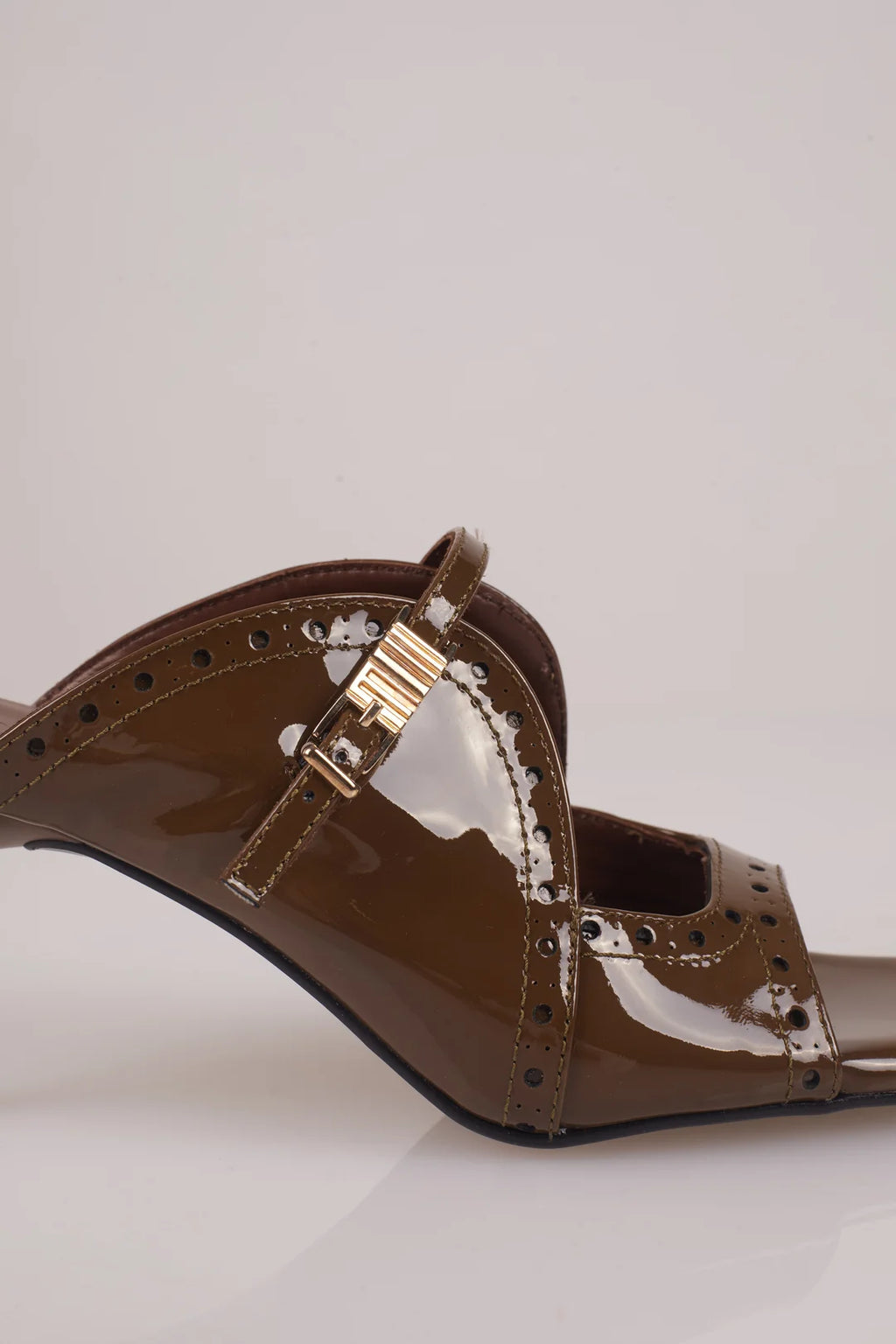 Raven Sandal OLIVE PATENT LEATHER