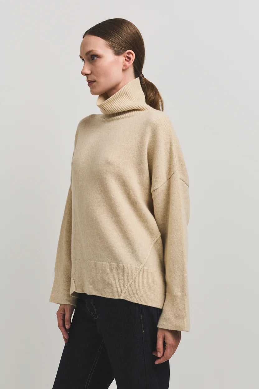 ADELINE SWEATER OFF WHITE