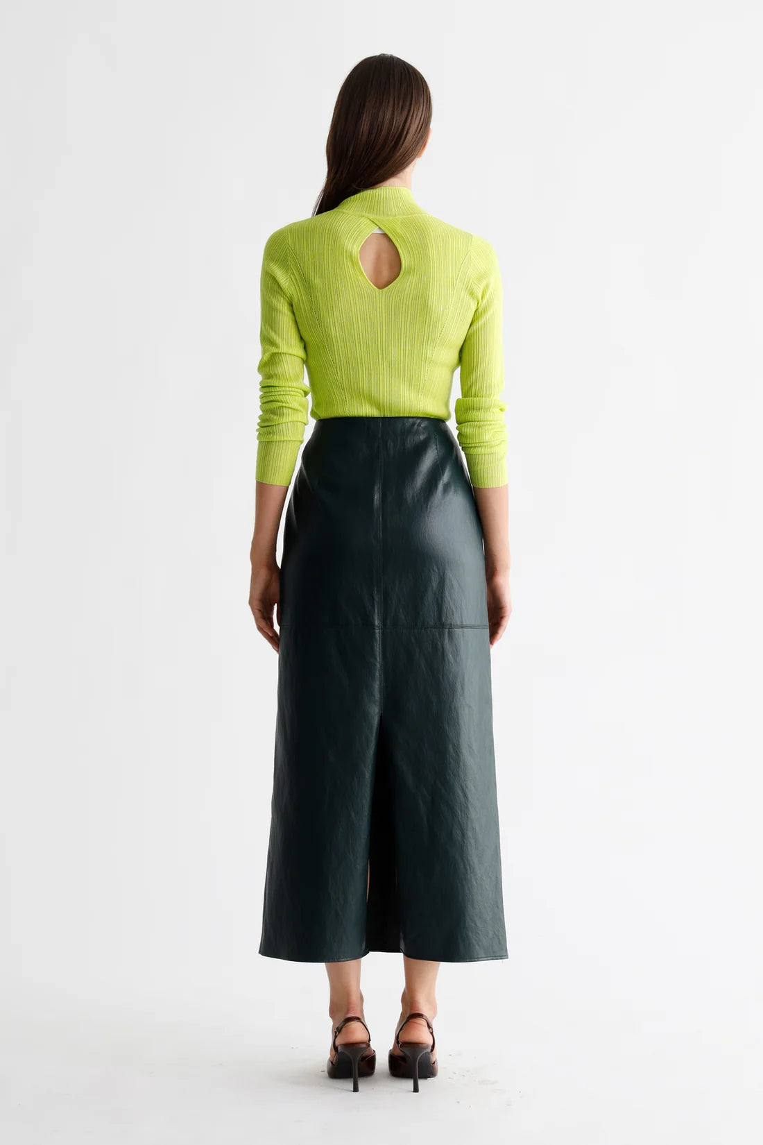 Snack pine skirt