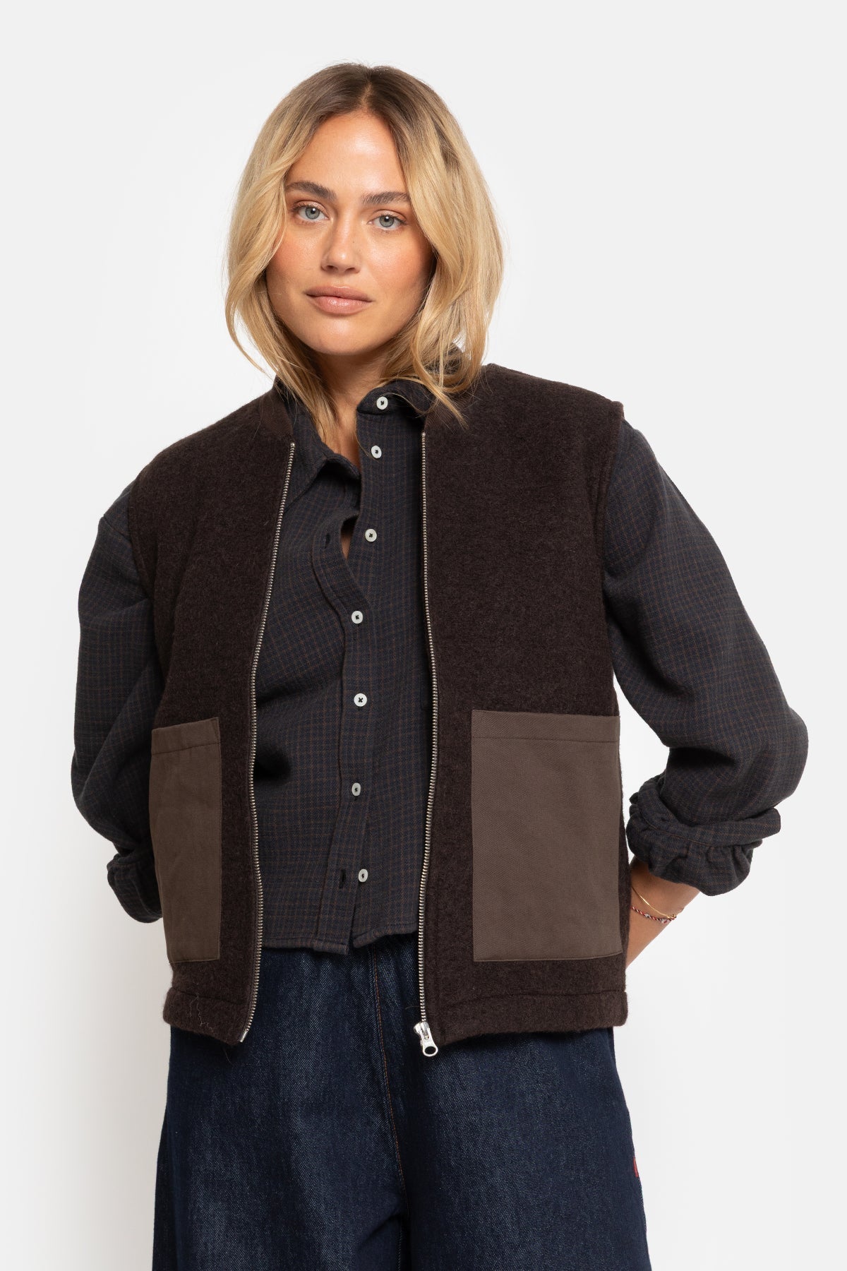 Gunther Wooly Sleeveless Jacket | Brown