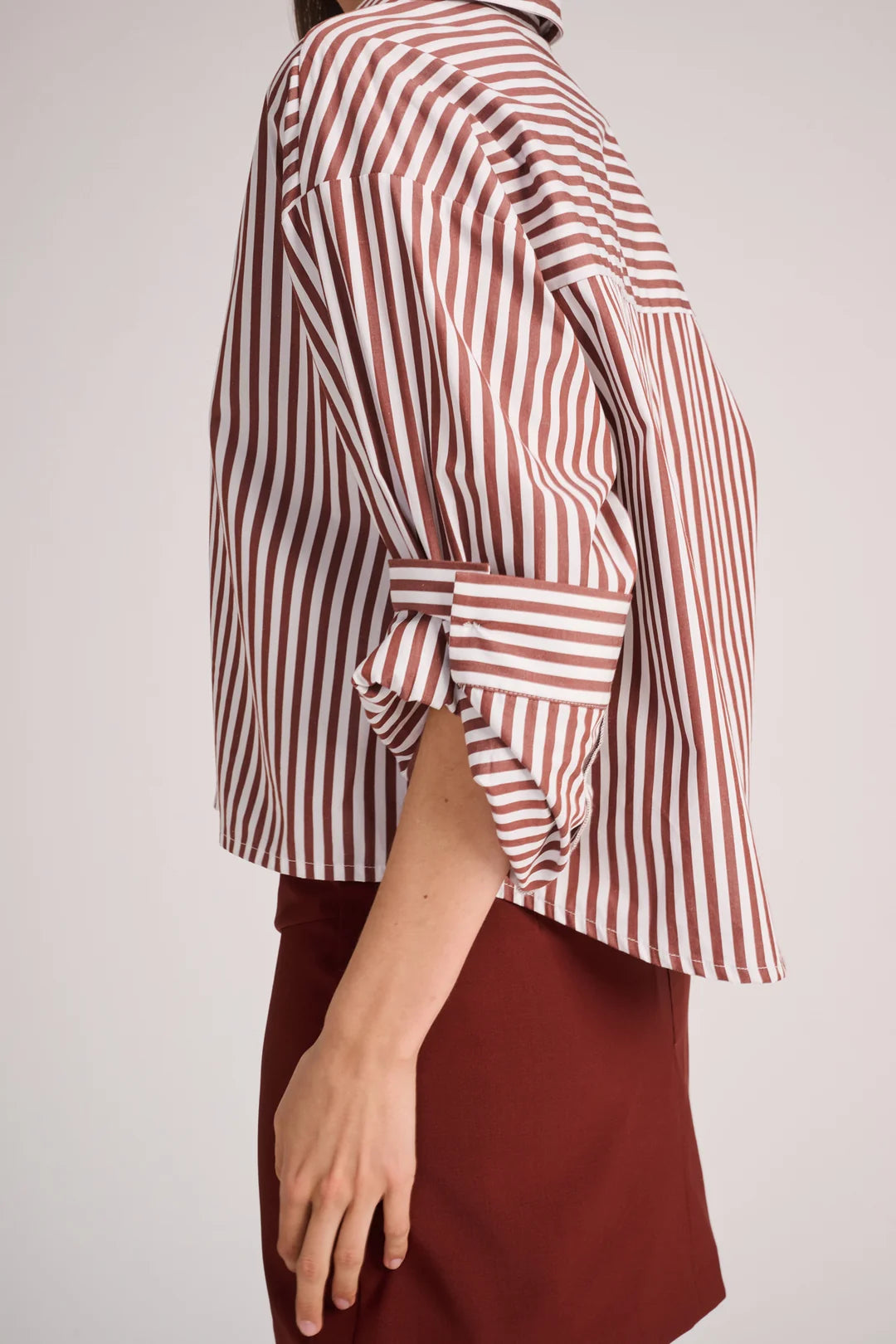 Toronto Blouse Lipstick