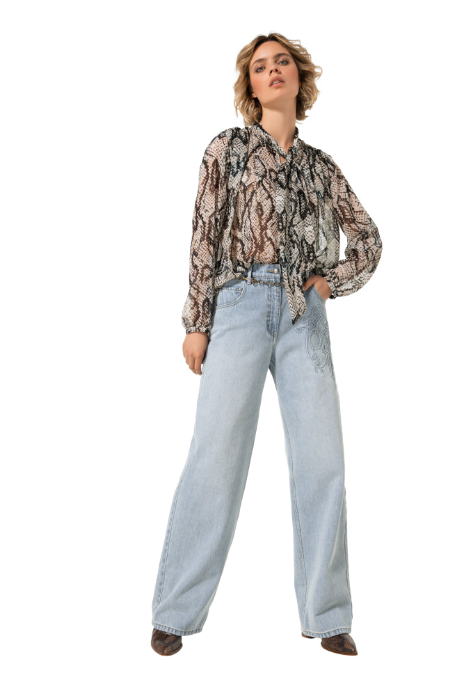 Soepele denimbroek met fantasie in reliëf, normal waist