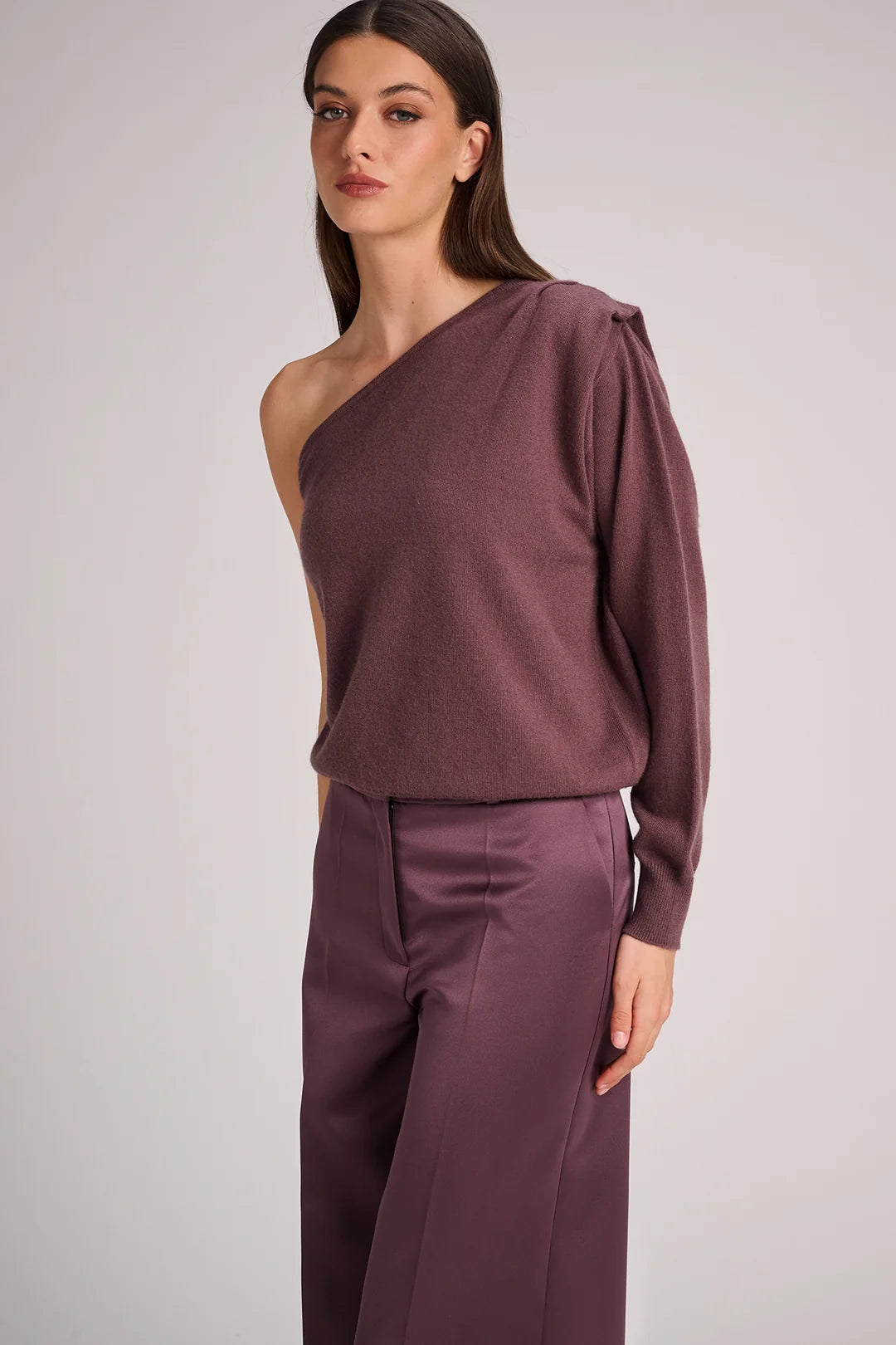 Milan Pull Grape