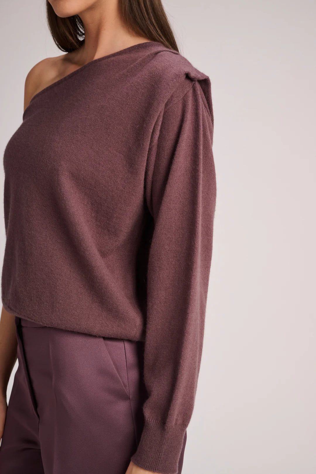 Milan Pull Grape
