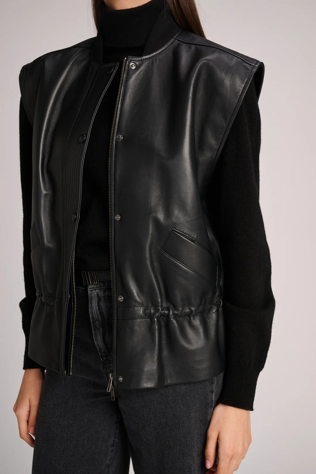 Antwerp Vest Black